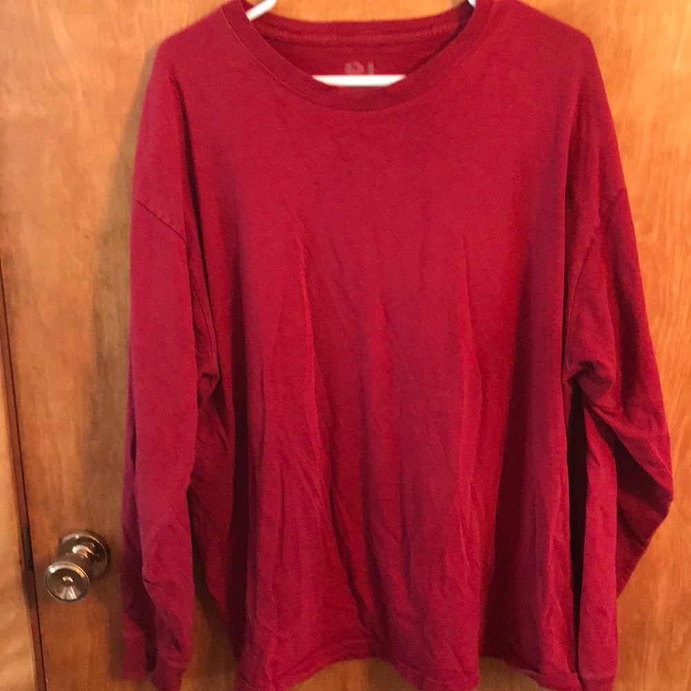 Fruit of loom long sleeved shirt large